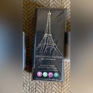 Brand new sealed Prédiré Daily Hydrating Moisturizer (Vitamin E & A Boosting)